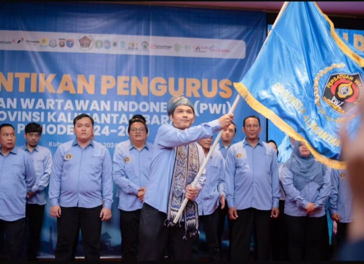 Photo of PWI Kalbar ‘Pasang Badan’ Jaga Marwah Kongres Persatuan, Tak Ada Rekom Buat yang Mengaku-ngaku Plt