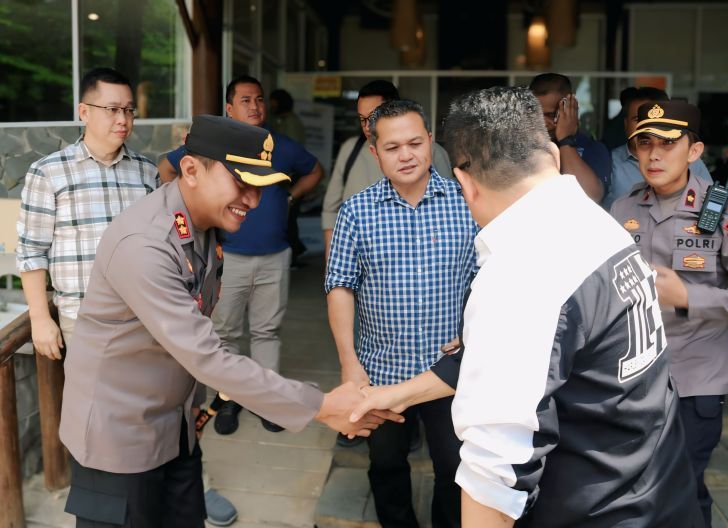Photo of Jalin Keakraban Antarnegara, Polres Singkawang Sambut Hangat Kunjungan PDRM Sarawak