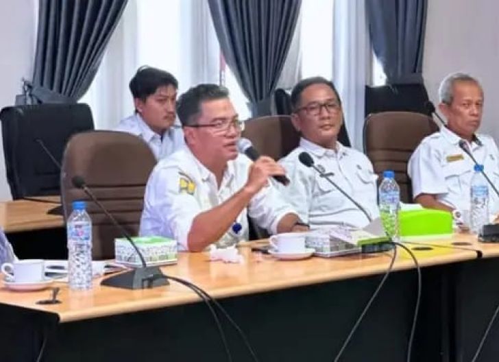 Photo of Komisi II Raker Bareng LH dan PUPR, Soroti Lambannya Pembangunan Infrastruktur