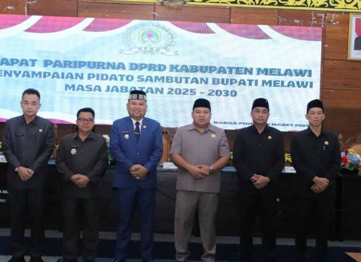 Photo of Pidato Perdana Sidang Paripurna Istimewa, Dadi Sampaikan Lima Misi Bangun Melawi