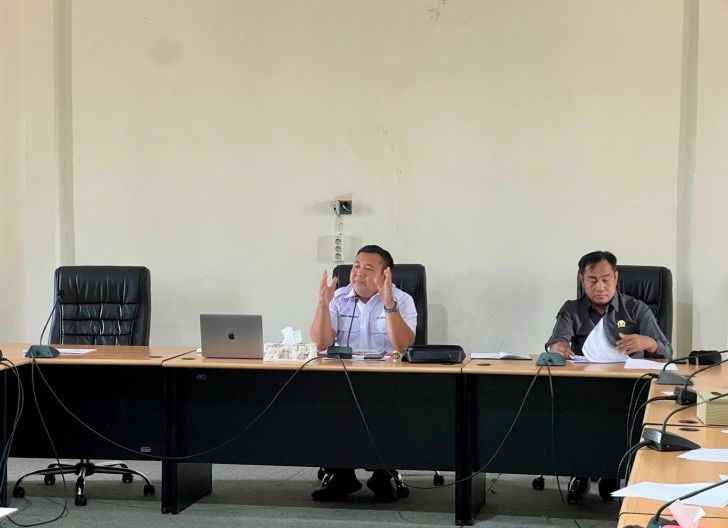 Photo of Banggar DRPD Gelar Rapat Bareng Pemkab Bahas Rencana Pinjaman Daerah