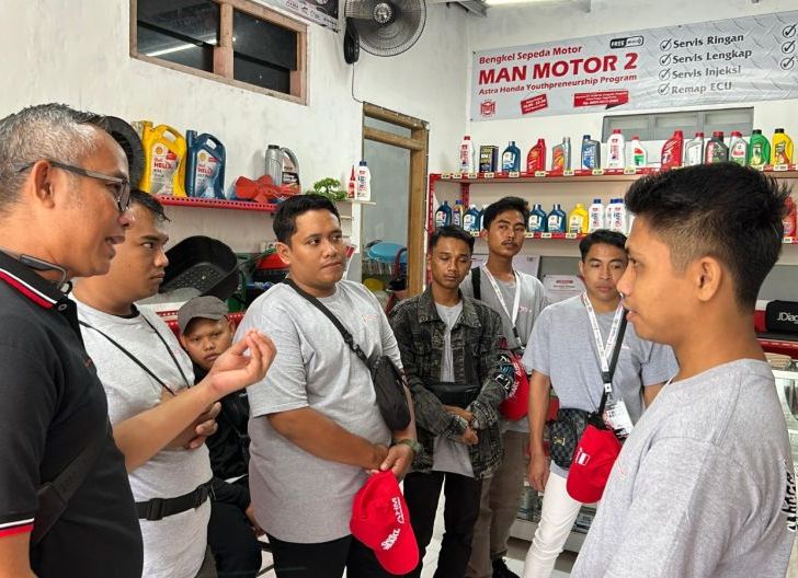 Photo of Lewat Astra Honda Youthpreneurship Program, Yayasan AHM Jadikan UMKM Bengkel Milik Alumni SMK Binaan sebagai Tempat PKL Siswa  