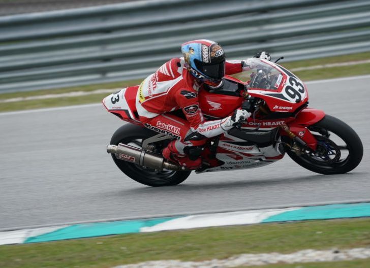 Photo of Tergabung di Honda Team Asia, Fadillah Arbi Aditama Siap Berikan Penampilan Terbaik di Kelas Grand Prix Moto3