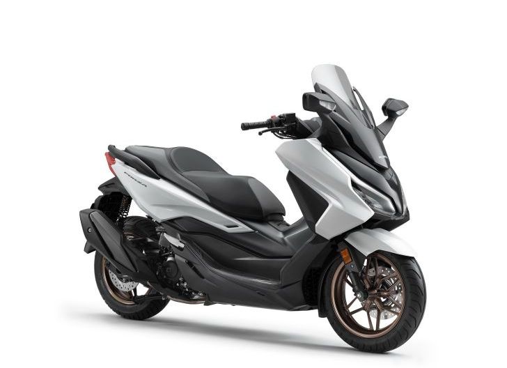 Photo of Fitur dan Kelengkapan Berkendara, New Honda Forza Perkuat Posisi Ikon Prestisius di Segmen Skutik Besar   