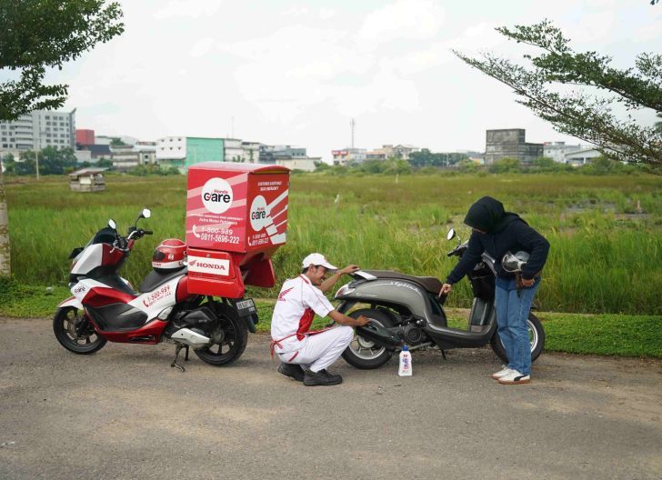 Photo of Berikan Layanan Service Dimana dan Kapan Saja, Layanan Honda Care Dinantikan Konsumen Terkendala di Jalan Raya
