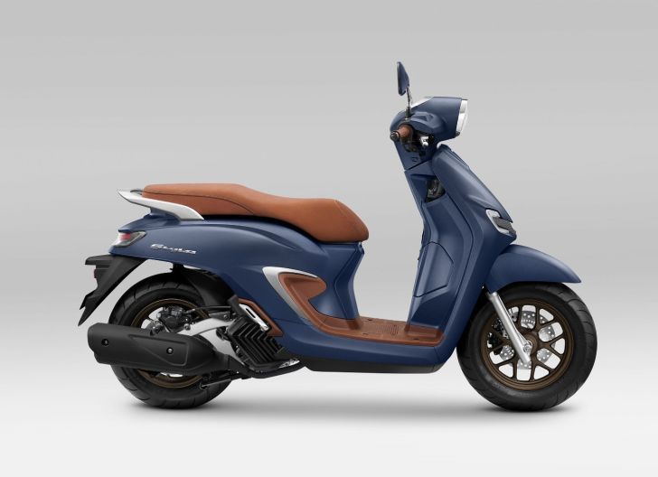 Photo of Skutik Premium Fashionable 160cc Pertama di Indonesia New Honda Stylo 160 Punya Baju Baru 