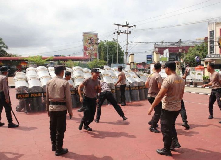 Photo of Polres Sanggau Asah Kesiapan Dalmas Hadapi Potensi Unjuk Rasa