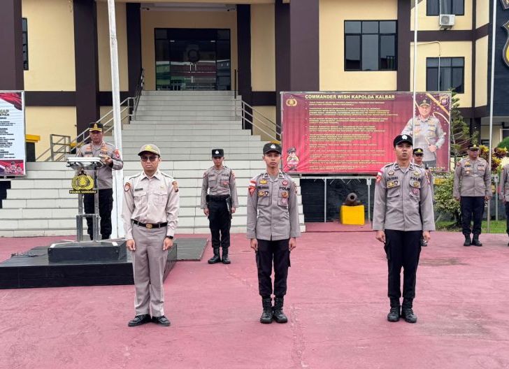 Photo of Kapolres Sanggau: Disiplin dan Kekompakan Jadi Kunci Pelayanan Publik