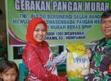 Photo of Koramil 1201-03/Mempawah Hilir Gelar Gerakan Pangan Murah, Sediakan Beras SPHP Bersama Bulog