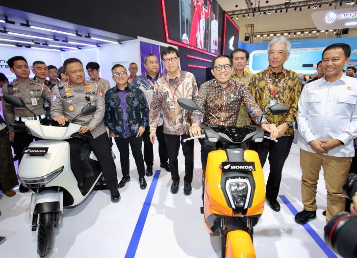 Photo of Gelaran Indonesia Motorcycle Show 2025 di ICE, BSD, Tangerang: AHM Bawa Motor Listrik 