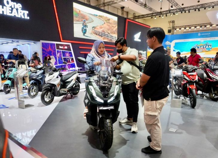 Photo of Tiga Model Favorit: New Honda ADV160, Honda PCX160, dan Honda ICON e: Hadir di IMOS 2025