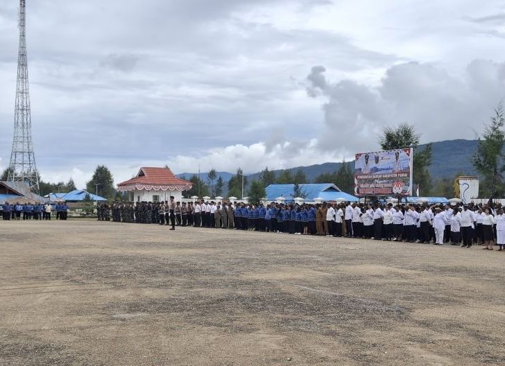 Photo of Peringati Hari Kesaktian Pancasila, Satgas Korpasgat dan Pemkab Paniai Teguhkan Semangat Persatuan di Tanah Papua