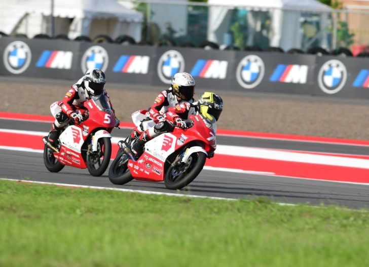 Photo of Melesat Kencang, Pembalap Binaan Astra Honda Nyaris Podium di IATC Mandalika