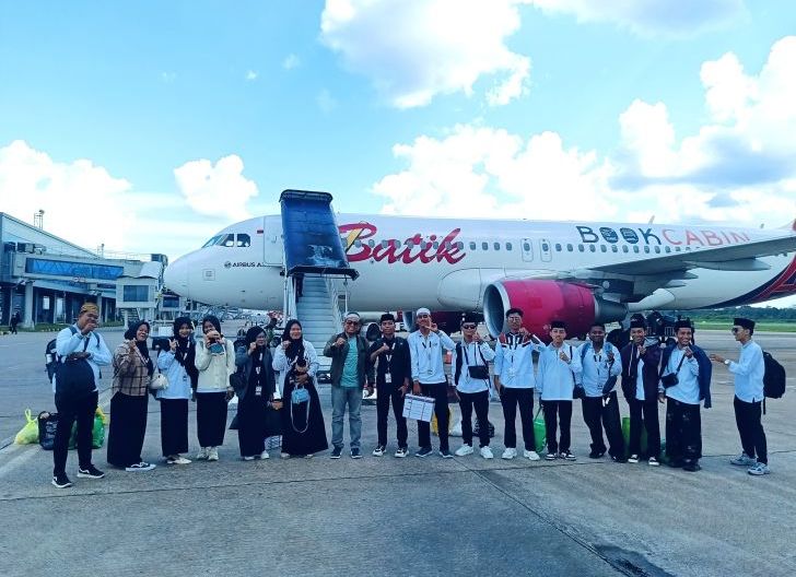 Photo of Torehkan Prestasi Membanggakan, Kafilah MQK Kalbar Tiba di Bumi Khatulistiwa 