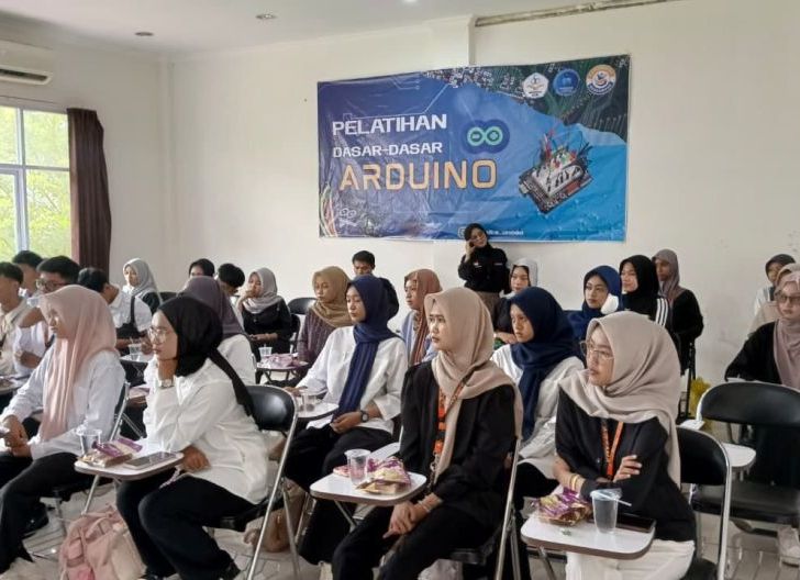 Photo of Mahasiswa Ilmu Kelautan Universitas OSO Pontianak Didorong Kuasai Teknologi Arduino