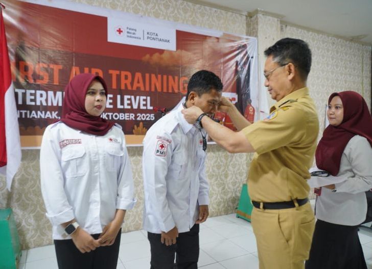 Photo of PMI Pontianak Bekali Pelatihan Pertolongan Pertama Tingkat Menengah bagi KSR