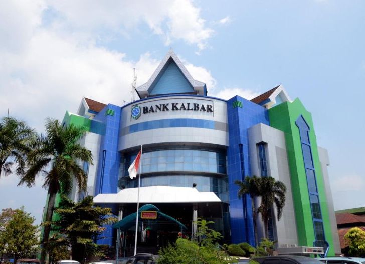 Photo of Bank Kalbar Catatkan Kinerja Gemilang, Aset Tembus Rp26,57 Triliun!