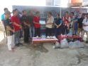 Anggota DPR RI Komisi IV Paolus Hadi Serahkan Bantuan Bioflok Ikan Nila