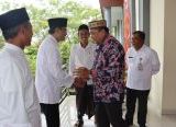 Photo of Kakanwil Kemenag Kalbar Antar Kepulangan Mensos RI di Bandara Supadio Photo of Kakanwil Kemenag Kalbar Antar Kepulangan Mensos RI di Bandara Supadio