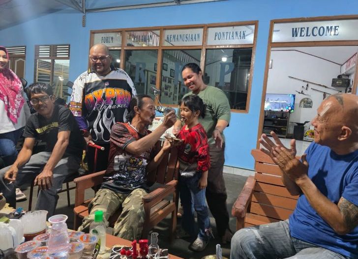 Photo of Dirangkai dengan Perayaan Ulang Tahun Mardi Utomo, Panitia TMP ke-7 FRKP West Borneo Vespa Lovers Resmi Dibubarkan Photo of Dirangkai dengan Perayaan Ulang Tahun Mardi Utomo, Panitia TMP ke-7 FRKP West Borneo Vespa Lovers Resmi Dibubarkan