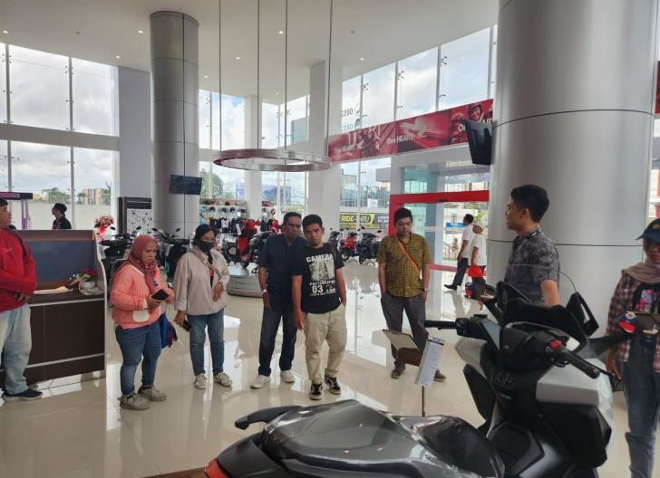 Photo of Beberkan Layanan Prima di Main Dealer, Astra Motor Kalbar Gelar Honda Experience Bersama Jurnalis dan Blogger  