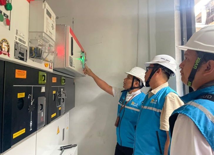 Photo of Dorong Pertumbuhan Industri Hijau, PLN Salurkan Daya 690.000 VA untuk Industri Biomassa di Mempawah