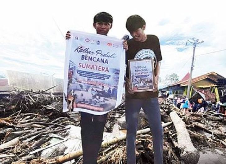 Photo of Pemadam Kalbar Galang Dana Bencana Aceh dan Sumatra 