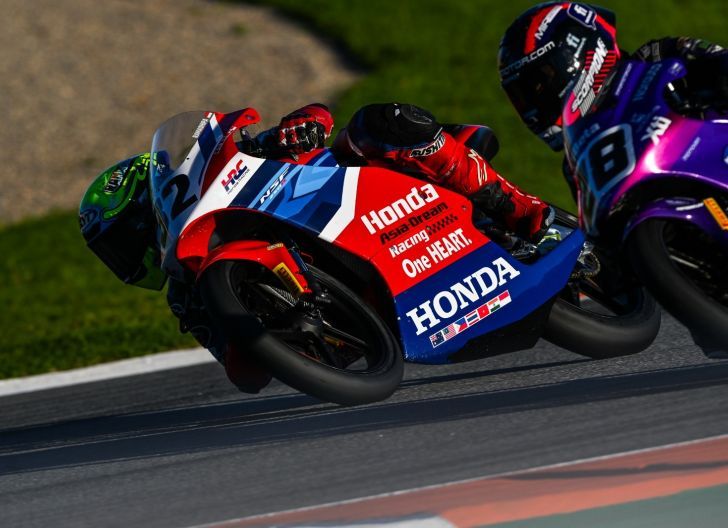 Photo of Tampil Gemilang di Ajang FIM JuniorGP dan European Talent Cup, Dua Pembalap Binaan AHM Tunjukkan Kemampuan Hebat 