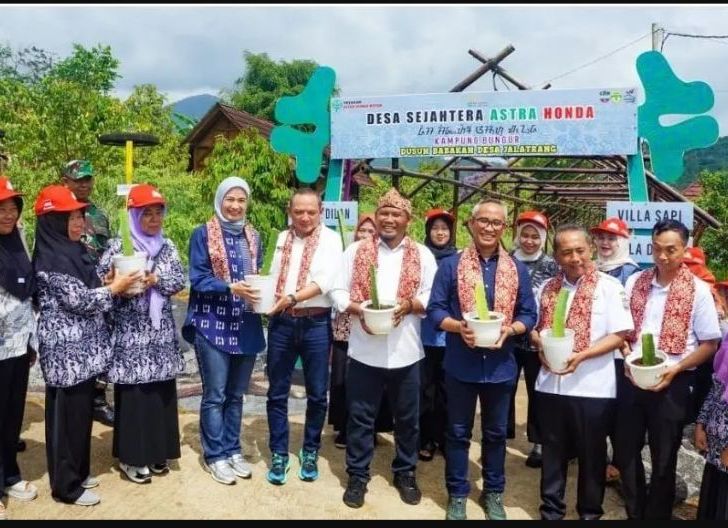 Photo of Program Desa Sejahtera Astra Honda Jalatrang Dirancang untuk Tingkatkan Kualitas Hidup Masyarakat Melalui Pengembangan Desa Berbasis Empat Pilar