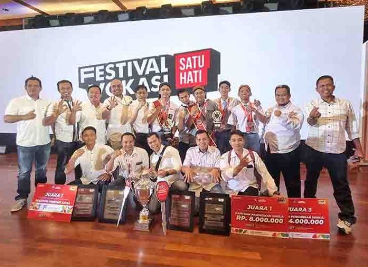 Photo of Juara Fevosh 2025 Dapat Hadiah Spektakuler dari AHM: Semangat Satu Hati Membangun SDM Negeri