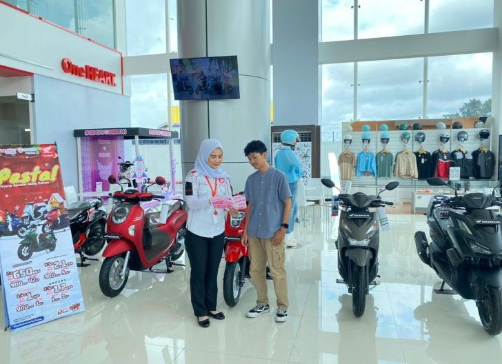 Photo of Menarik dan Banyak Diskon, Ini Promo Spesial Akhir Tahun kepada seluruh masyarakat di Kota Pontianak dari Astra Motoro Kalbar
