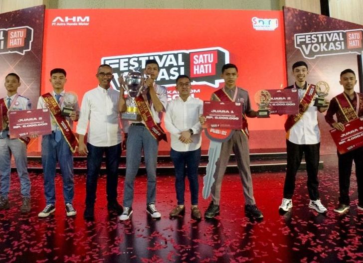 Photo of Juara Festival Vokasi Satu Hati 2025 Dapat Hadiah Menarik dari AHM