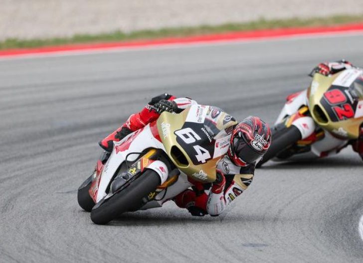 Photo of Didampingi AHM, Duo Pembalap AHM Siap Melesat di Moto GP 2026: Ini Kisah Perjuangan dari AHRS ke Balap Dunia Bersama Astra Honda Motor 