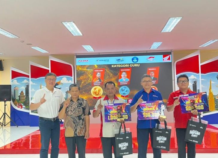 Photo of Guru dan Siswa 15 SMK Biaan AHM Perkuat Pemahaman Kurikulum Teknik Sepeda Motor (TSM) Astra Honda dengan Gelaran FeVosh Regional dari Astra Motor Kalbar