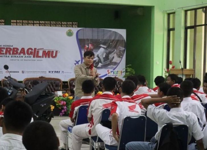 Photo of Astra Honda Berbagi Ilmu dari AHM, Ribuan Siswa SMK Binaan Dapat Wawasan Teknologi Sepeda Motor Honda Terbaru
