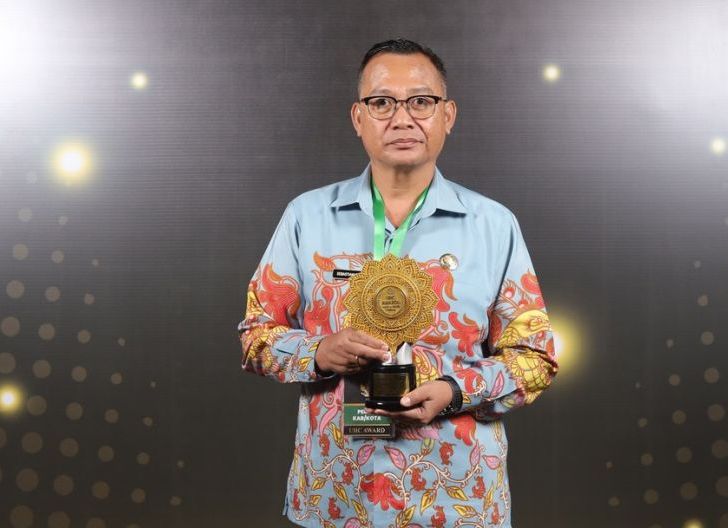 Photo of Pemkab Bengkayang terima UHC Award 2026 tingkat Pratama