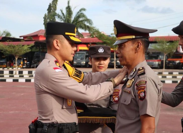 Photo of Mengabdi Tanpa Cela, Personel Polres Sanggau Raih Pangkat Pengabdian