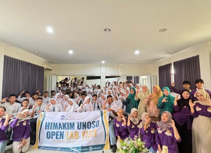 Photo of Siswa SMAN 11 Rasakan Praktikum Kimia Langsung di Laboratorium Universitas OSO
