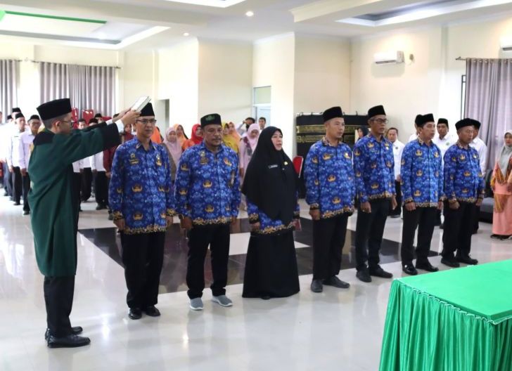 Photo of Tujuh Nahkoda Baru Madrasah Sambas: Rotasi Bukan Sekadar Pindah Kursi, Tapi Ujian Amanah dan Nalar Perubahan
