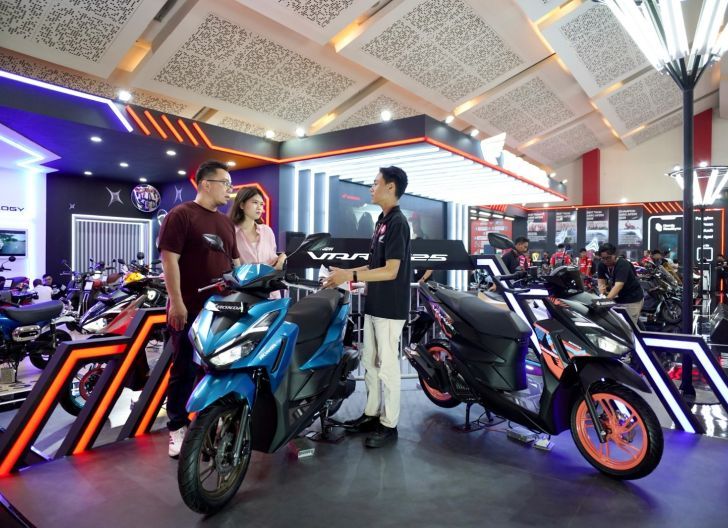 Photo of Partisipasi AHM di IIMS 2026, Produk Sepeda Motor Honda Nampang di Tujuh Booth Zona Tematik 
