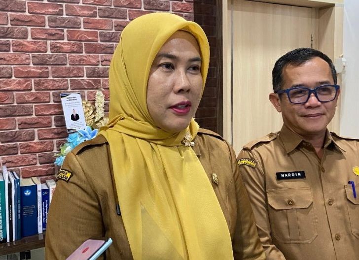 Photo of Pemkot Singkawang Tunggu Hasil Uji Makanan Terkait Kasus Siswa MAN Model Yang Diduga Keracunan MBG