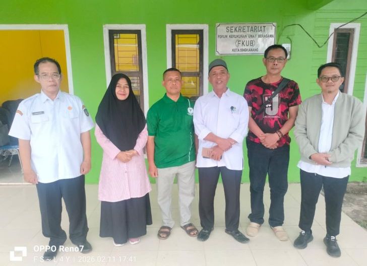 Photo of FKUB Singkawang Berikan Klarifikasi dan Maaf Terkait Adanya Logo Bintang Diduga Simbol Yahudi