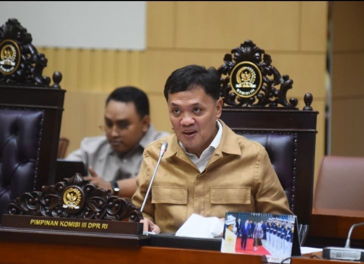 Photo of Komisi III DPR: Waspada Penumpang Gelap Reformasi Polri