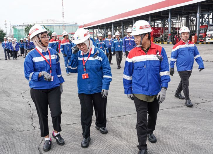 Photo of Pertamina Patra Niaga Jelaskan Proses Distribusi dan Quality Control BBM di IT Jakarta kepada Pemimpin Redaksi Media