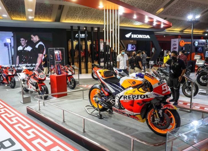 Photo of Penjualan Meningkat Berkat Motor-Motor Produksi AHM Tampil Hebat di IIMS 2026 