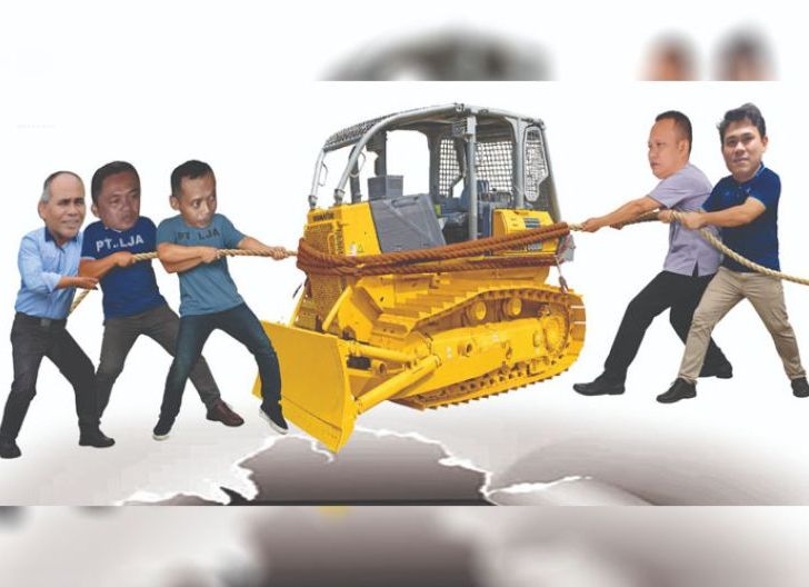 Photo of Kerjasama Berujung Tersangka, Agustinus Klaim jadi Korban Kriminalisasi Hukum, Minta Kejari Sintang Hentikan Kasus Dugaan Pencurian Alat Berat