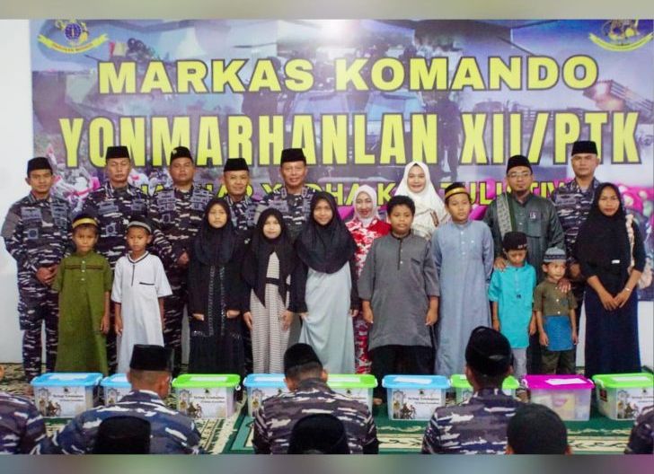Photo of Hangatnya Kebersamaan di Yonmarhanlan XII, Dankodaeral XII Pererat Silaturahmi Lewat Buka Puasa Bersama