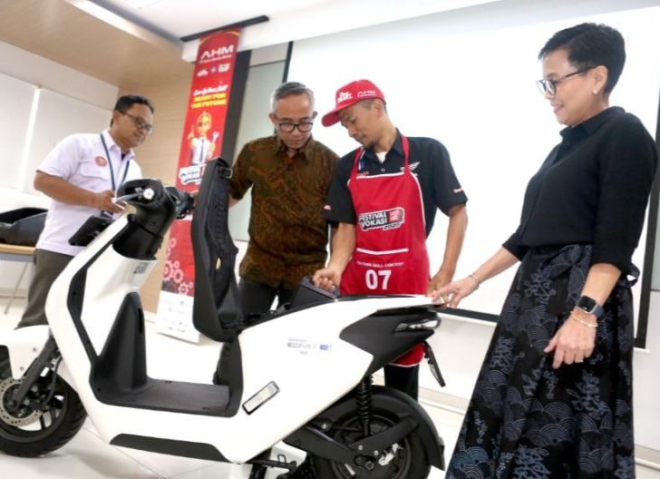 Photo of AHM Perkuat SDM Vokasi, Puluhan Ribu Talenta SMK Tampil di Festival Satu Hati