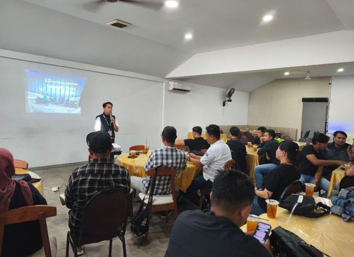 Photo of Komunitas Motor Naik Level Berkat Kemampuan Prediksi Bahaya Melalui Safety Riding dari Astra Motor Kalbar 