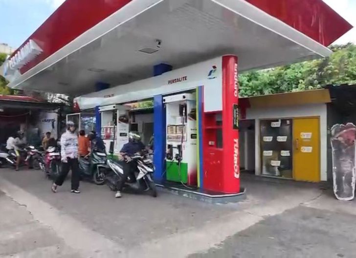 Photo of Pertamina Genjot Suplai dan Armada, Antrean BBM Mulai Terurai